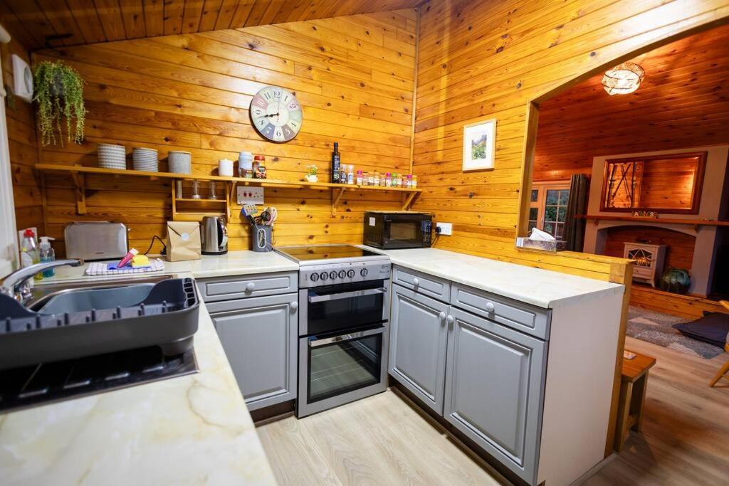 Rural Log Cabin In Snowdonia Near Coed Y Brenin By Seren Short Stays Ffestiniog ภายนอก รูปภาพ